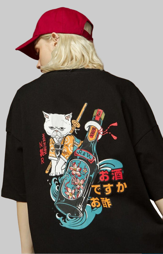Unisex Oversized Samurai Cat & Sake Bottle [Black T-Shirt]
